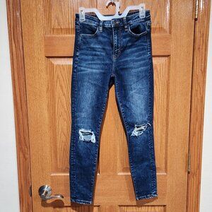 AMERICAN EAGLE Women's 4 SHORT Super Hi-Rise Jegging Distressed Blue Jeans EUC